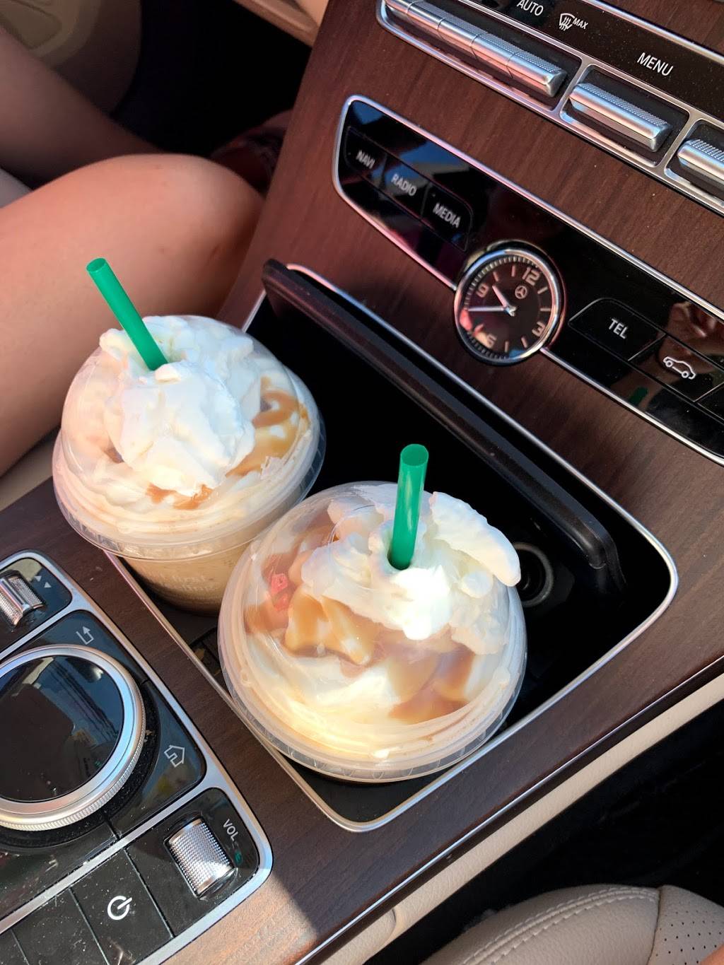 Starbucks | cafe | 8098 Rolling Rd, Springfield, VA 22153, USA | 5715819514 OR +1 571-581-9514