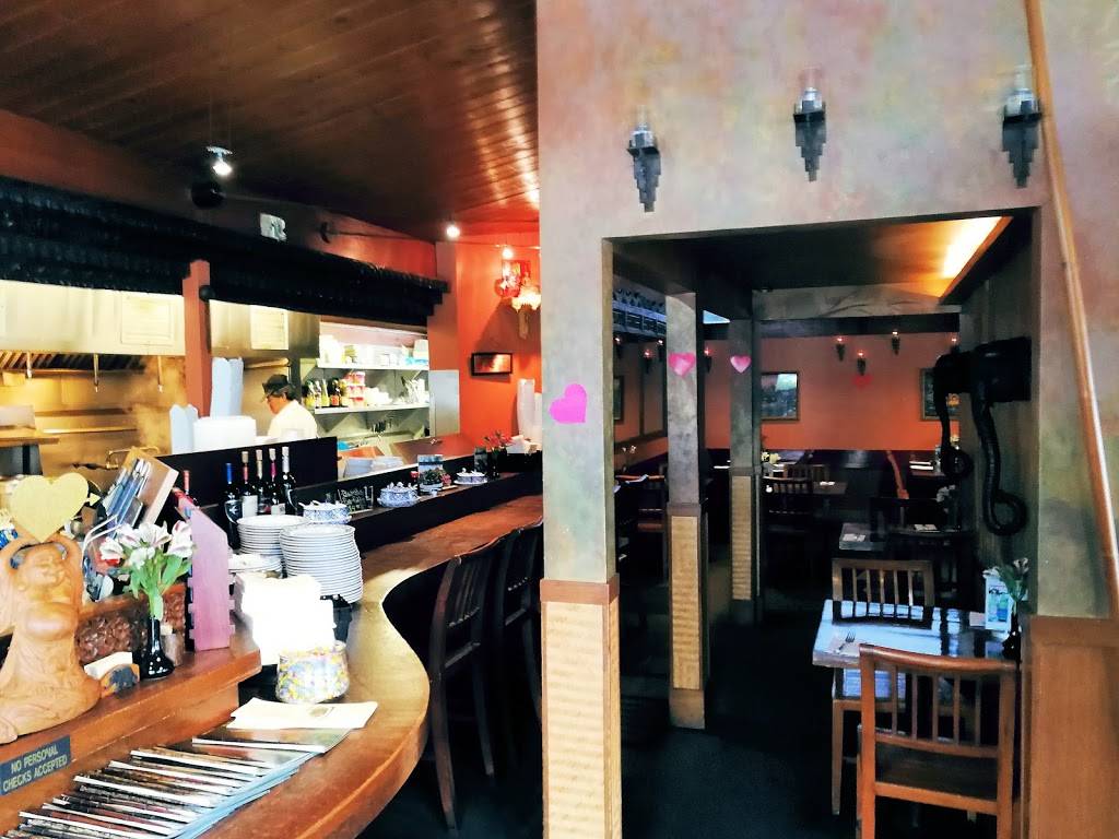 Thai Ginger - Factoria | restaurant | 3717 Factoria Blvd SE, Bellevue, WA 98006, USA | 4256414008 OR +1 425-641-4008