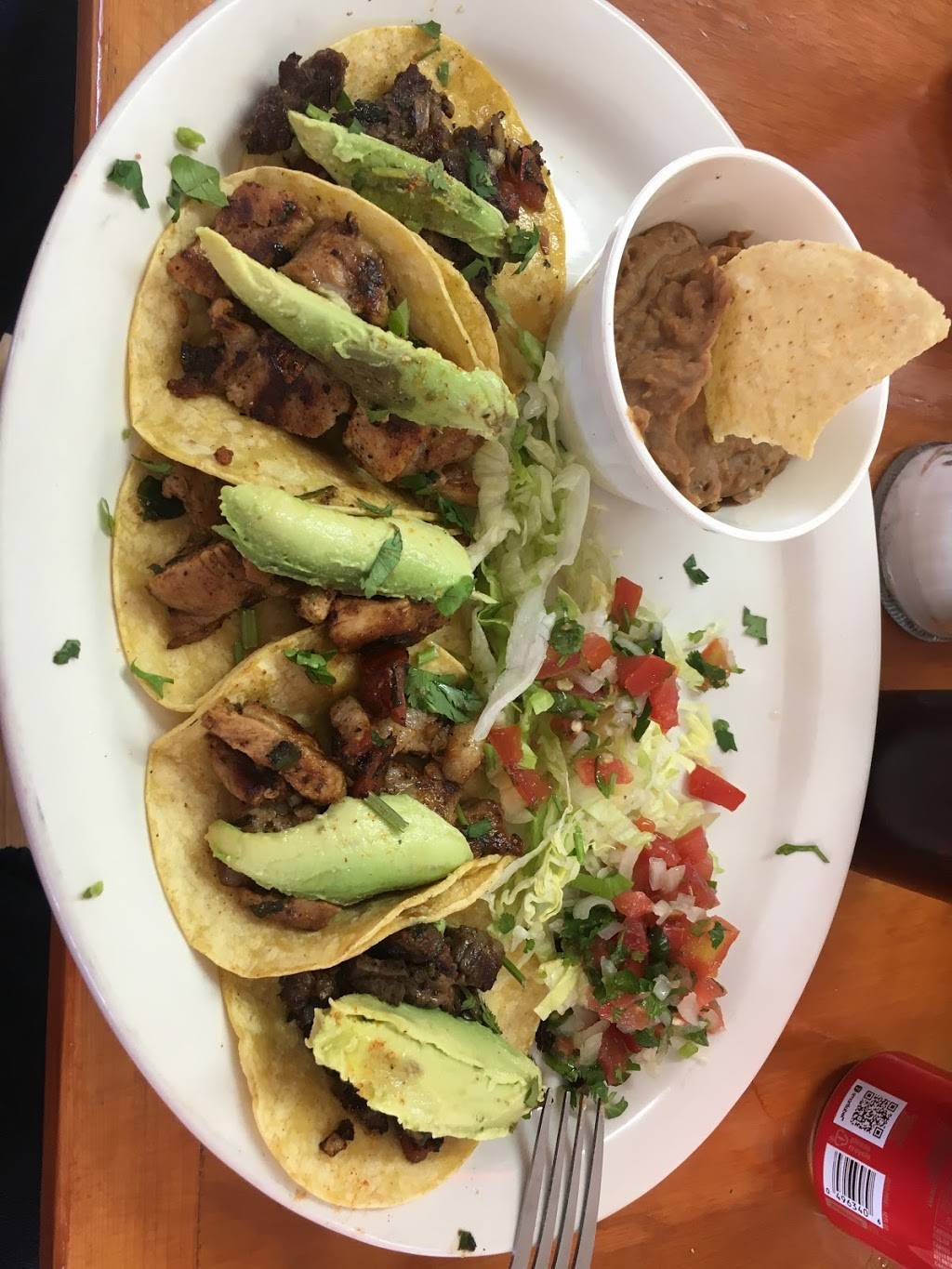 La Cocinita | restaurant | 2031 Spur St, New Braunfels, TX 78130, USA | 8302140004 OR +1 830-214-0004