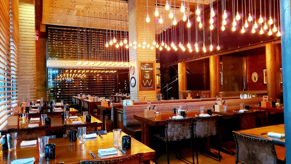 Cook Hall | restaurant | 2440 Victory Park Ln, Dallas, TX 75219, USA | 2143974111 OR +1 214-397-4111