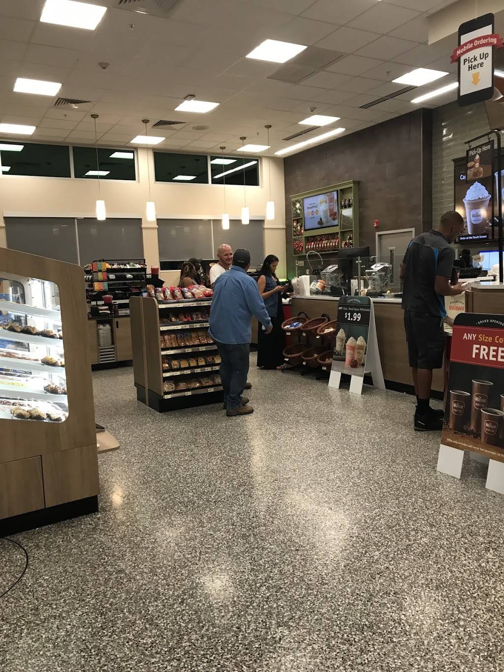 Wawa | cafe | 1965 Hypoluxo Rd, Lantana, FL 33426, USA | 5613237515 OR +1 561-323-7515