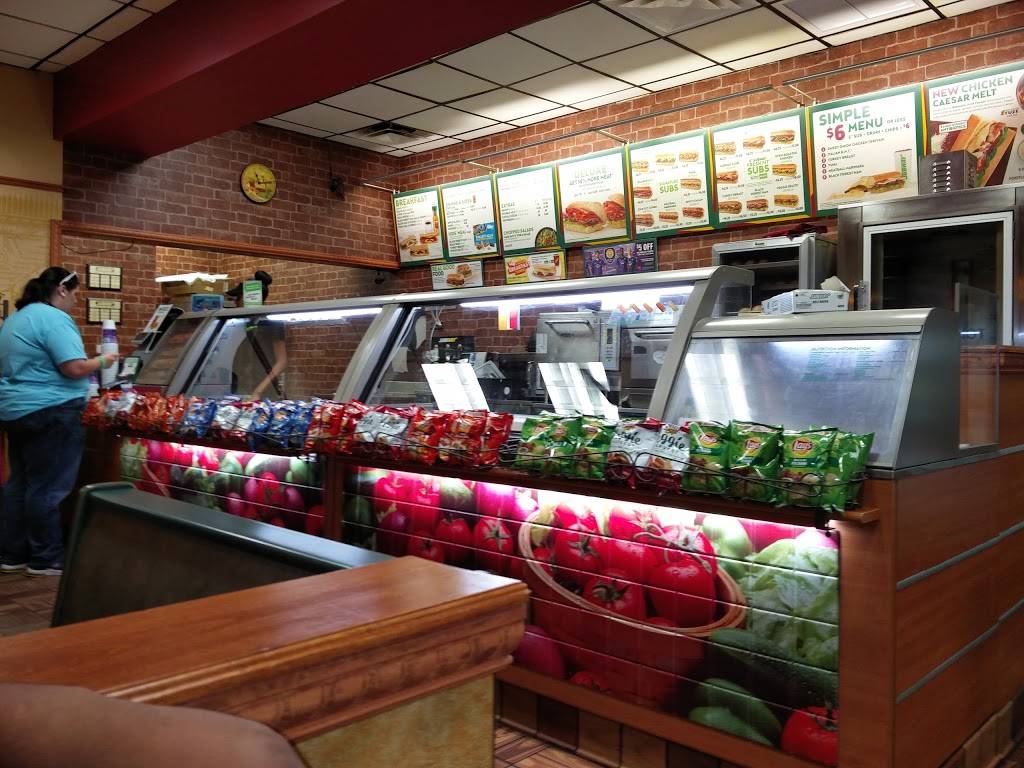 Subway | restaurant | 1609 N Nova Rd, Holly Hill, FL 32117, USA | 3862554889 OR +1 386-255-4889