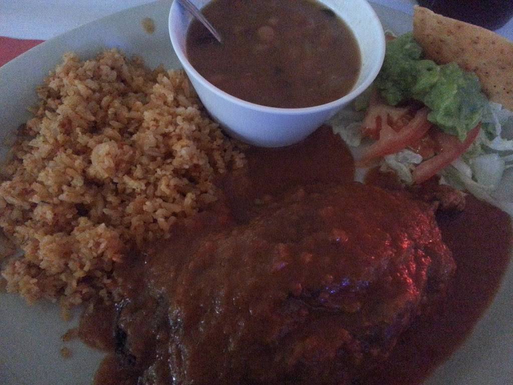 El Bosque Mexican Restaurant & Patio | restaurant | 2101 W Davis St #105, Conroe, TX 77304, USA | 9365393823 OR +1 936-539-3823