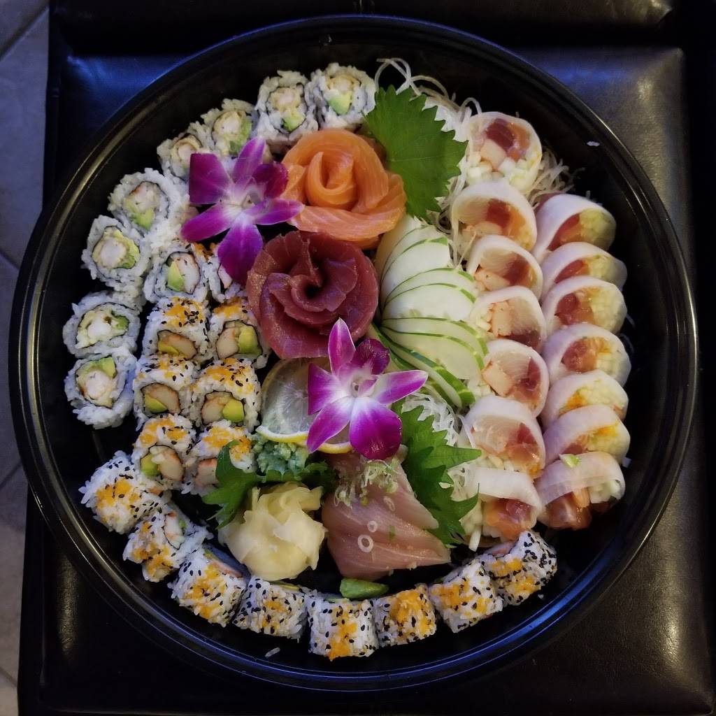 Sakae Sushi | restaurant | 6325 Lewis St #100, Parkville, MO 64152, USA | 8165052868 OR +1 816-505-2868