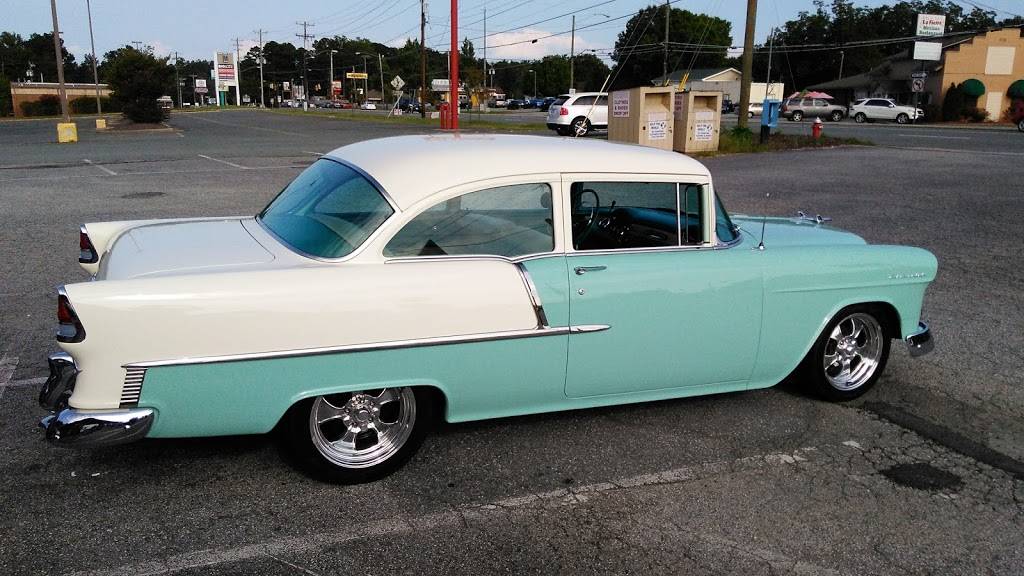 Skids II | restaurant | 1833 S Church St, Burlington, NC 27215, USA | 3362286632 OR +1 336-228-6632