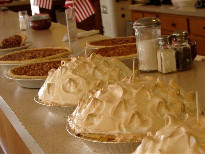 Leas of Monroe | restaurant | 319 Louisville Ave, Monroe, LA 71201, USA | 3183298081 OR +1 318-329-8081