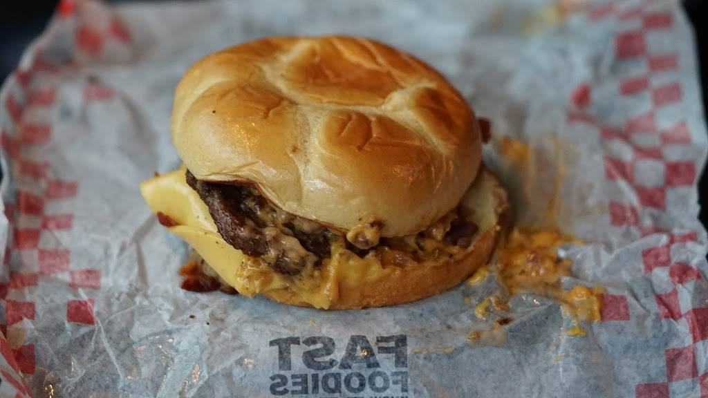 Checkers | restaurant | 5331 Fruitville Rd, Sarasota, FL 34232, USA | 9413784656 OR +1 941-378-4656