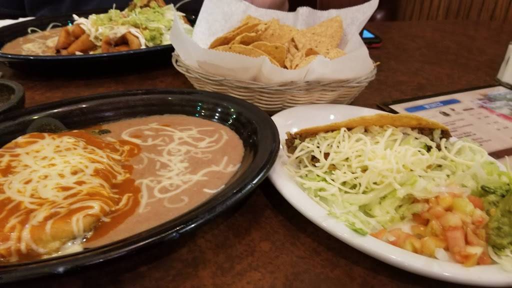 Laredos | restaurant | 694 S Whitney Way, Madison, WI 53711, USA | 6082780585 OR +1 608-278-0585