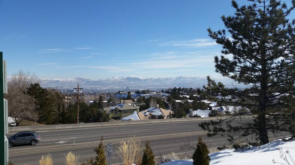 Starbucks | cafe | 4798 Caughlin Pkwy, Reno, NV 89519, USA | 7758294455 OR +1 775-829-4455