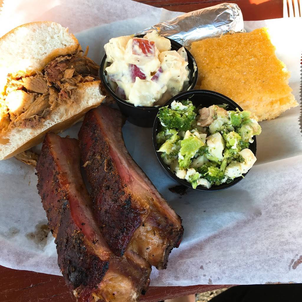 Brother Bears BBQ & Catering | restaurant | 53 White Horse Pike, Chesilhurst, NJ 08089, USA | 8566281888 OR +1 856-628-1888