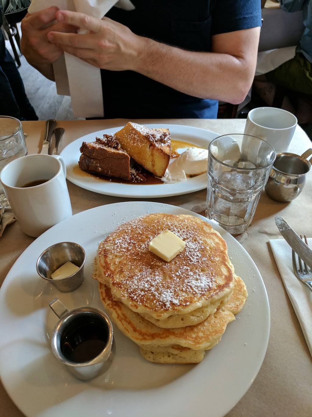 Buttermilk Channel | restaurant | 524 Court St, Brooklyn, NY 11231, USA | 7188528490 OR +1 718-852-8490