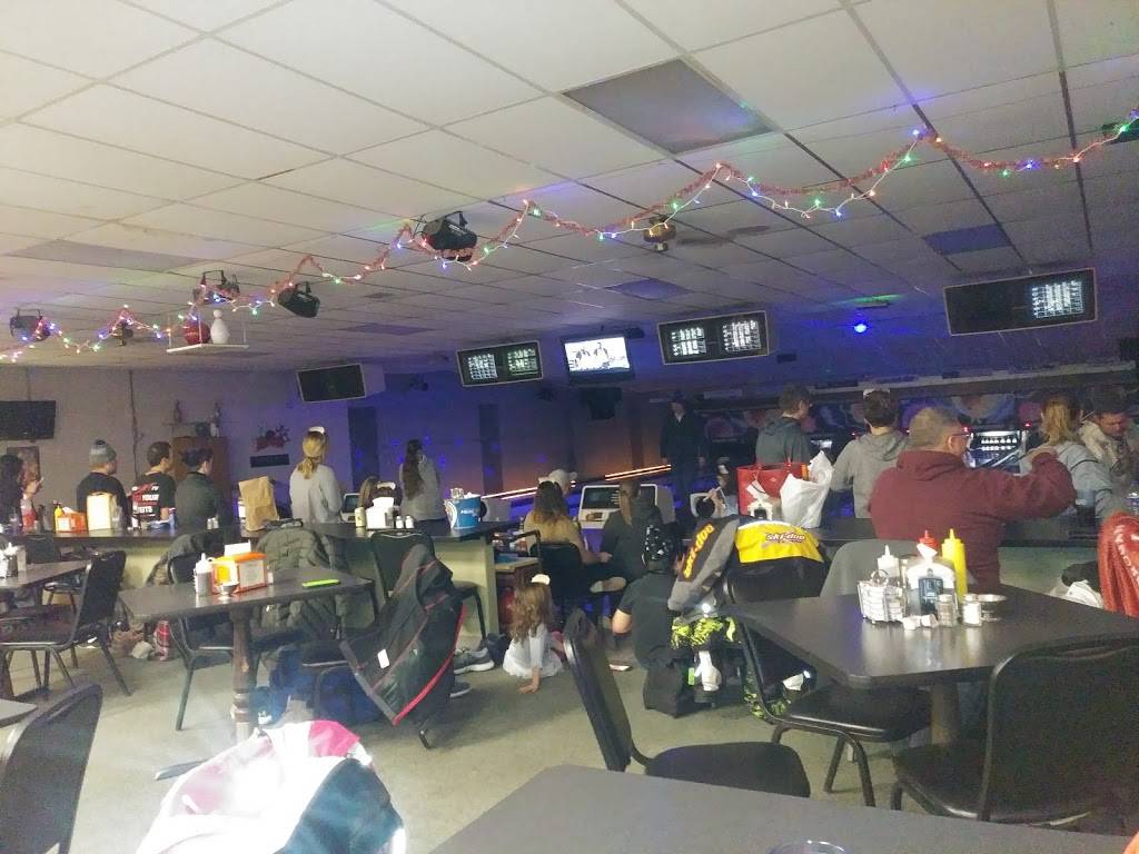 Madelia Lanes | restaurant | 416 1st St SE, Madelia, MN 56062, USA | 5076423322 OR +1 507-642-3322