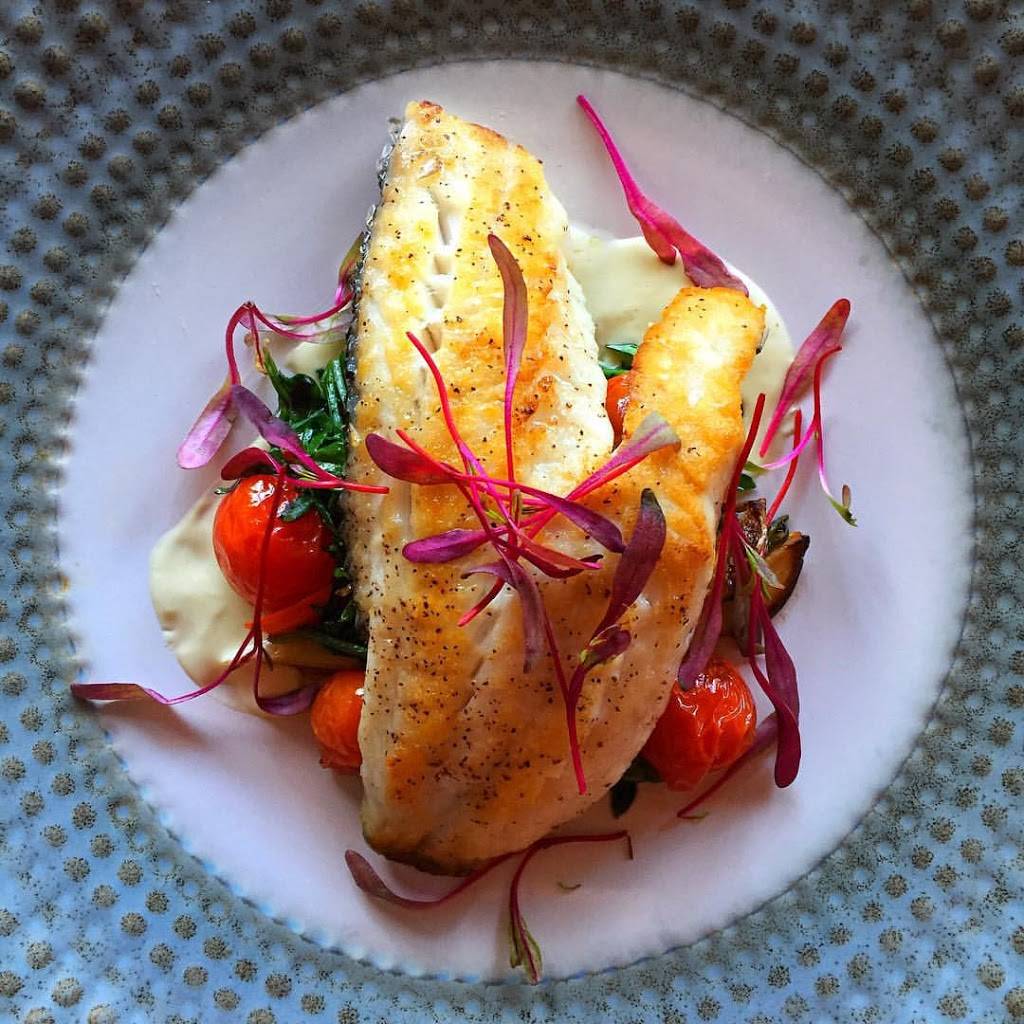 Georgia Sea Grill | restaurant | 407 Mallery St, St Simons, GA 31522, USA | 9126381197 OR +1 912-638-1197