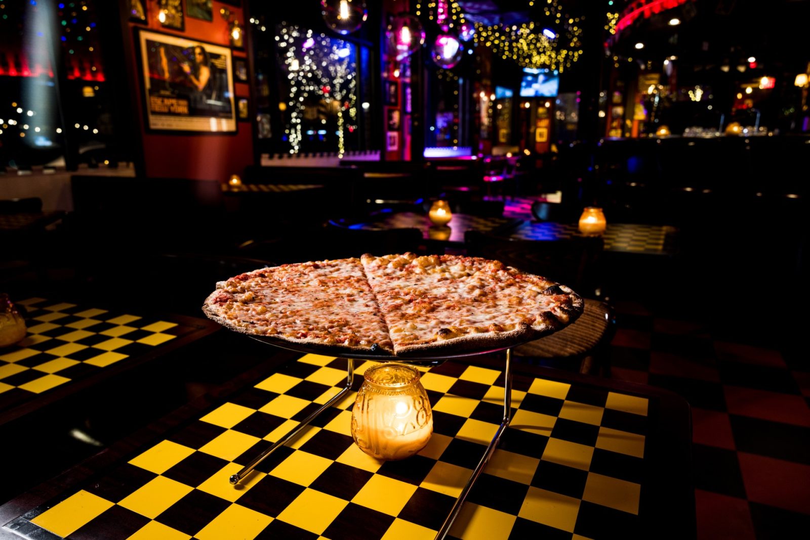 Forty Deuce Pizzeria & Bar | restaurant | 3959 Brighton Rose Sq 1st Floor, Columbus, OH 43219, United States | 6149449093 OR +1 614-944-9093