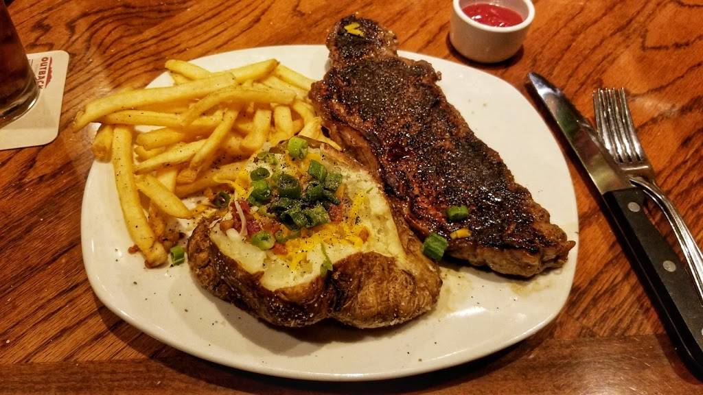 Outback Steakhouse | restaurant | 3210 Berlin Turnpike, Newington, CT 06111, USA | 8606660002 OR +1 860-666-0002