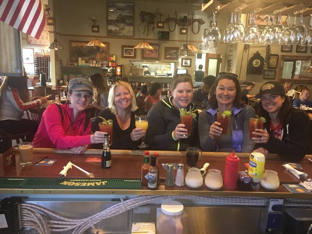 The Riata Diner & Tavern | restaurant | 190 S J St, Livermore, CA 94550, USA | 9252949170 OR +1 925-294-9170