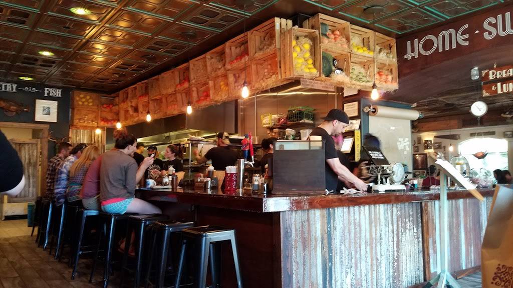 Backwater | restaurant | 1904 Municipal Ln, Melbourne, FL 32901, USA | 3218373925 OR +1 321-837-3925