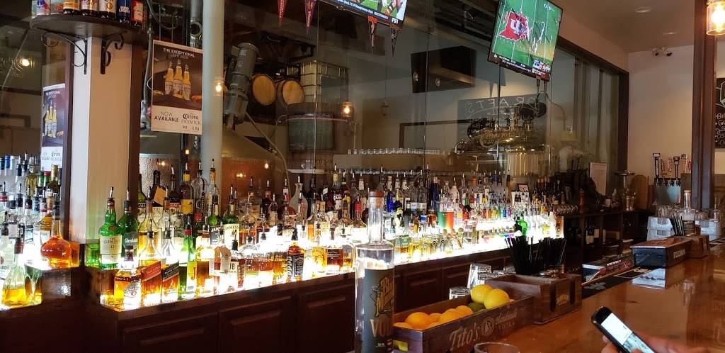 Black Mountain Tavern & Distillery | restaurant | 30855 N Cave Creek Rd, Cave Creek, AZ 85331, USA | 4805133372 OR +1 480-513-3372