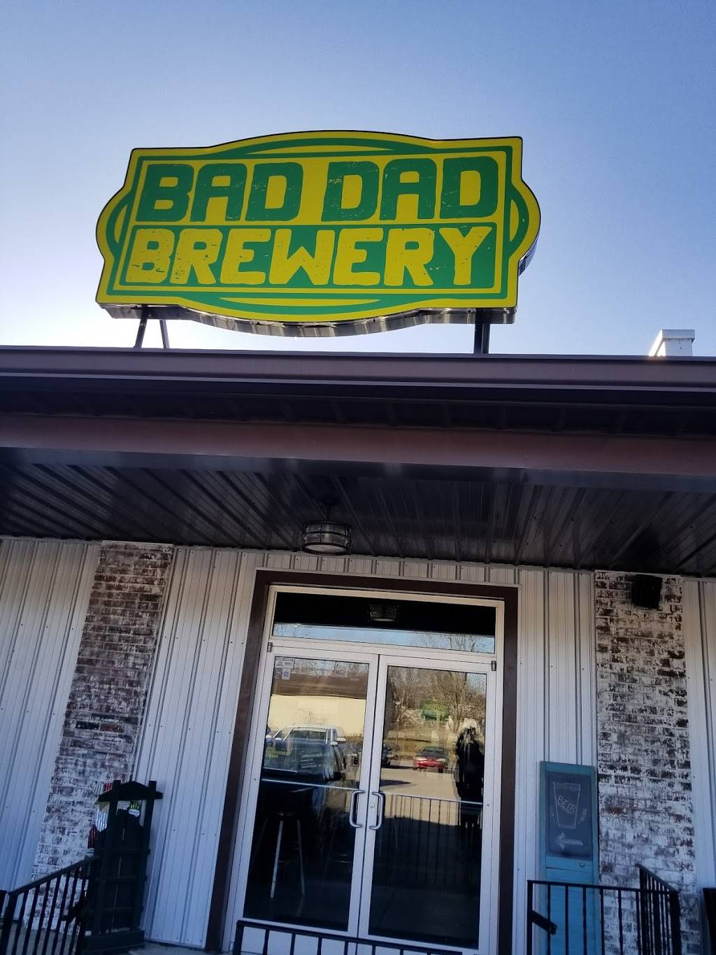 Bad Dad Brewing Co. | restaurant | 407 W Washington St C, Fairmount, IN 46928, USA | 7659484193 OR +1 765-948-4193