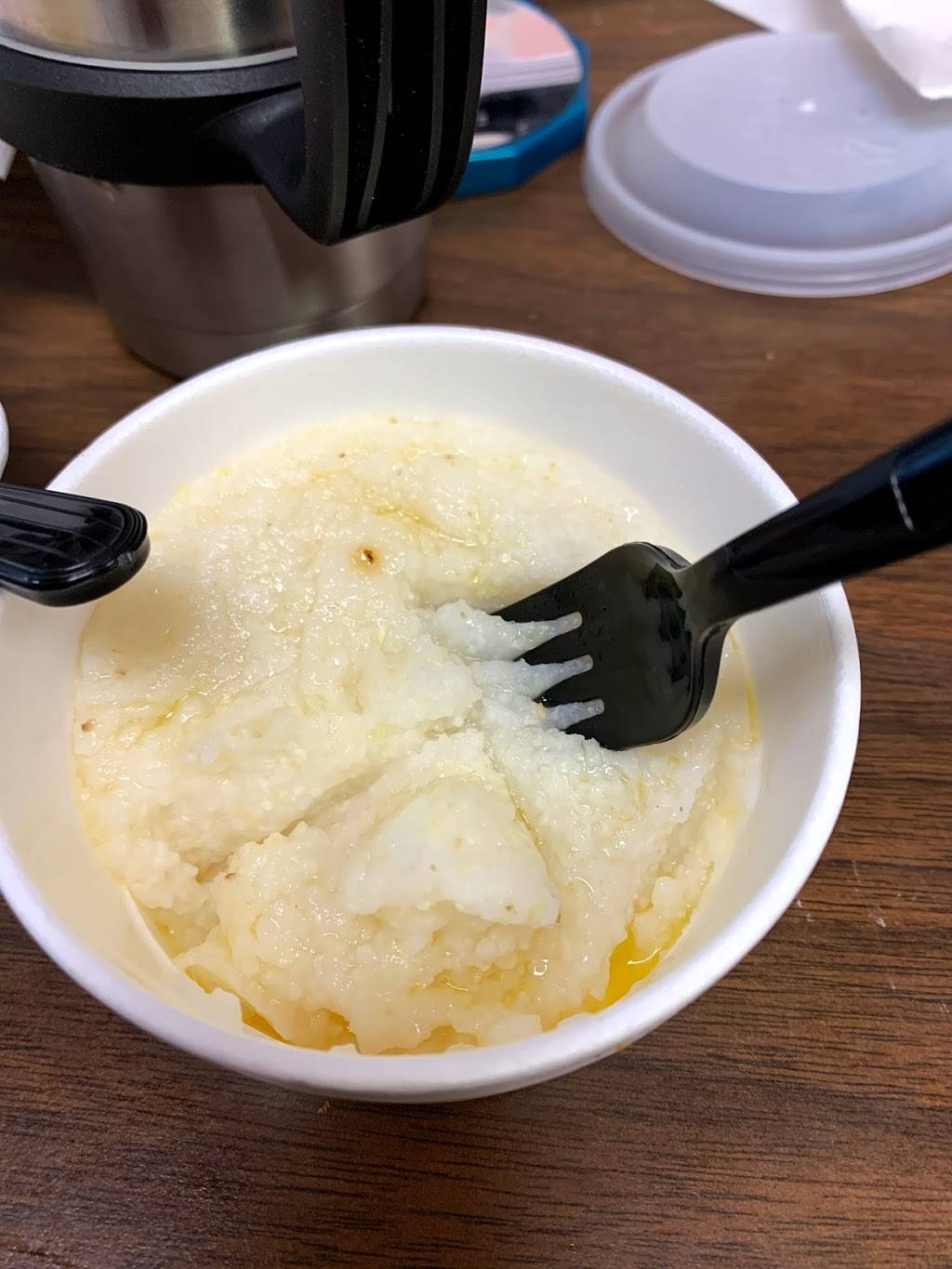 Krystal | meal takeaway | 2663 Mt Moriah Rd, Memphis, TN 38115, USA | 9017943370 OR +1 901-794-3370