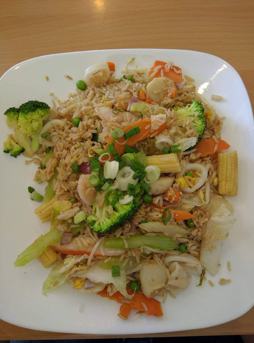 Pho Quyen Vietnamese Restaurant | restaurant | 4505 Park Blvd N #10, Pinellas Park, FL 33781, USA | 7275455678 OR +1 727-545-5678