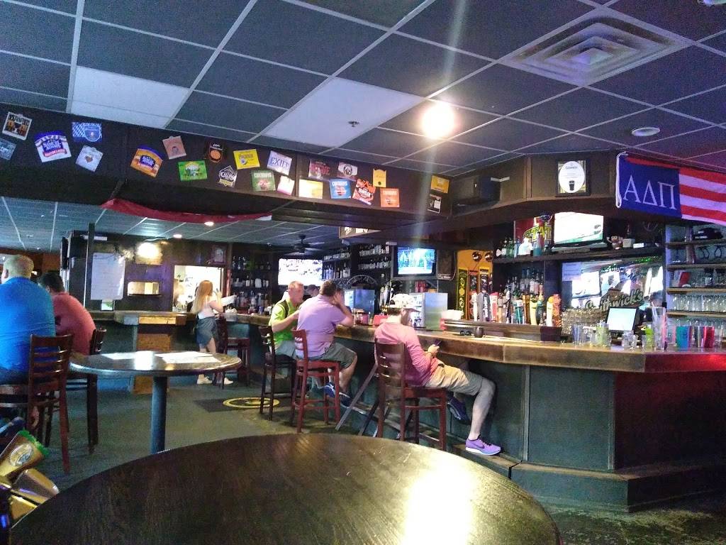 Es Tas Bar & Grill | restaurant | 216 Stanton Ave, Ames, IA 50014, USA | 5153371395 OR +1 515-337-1395