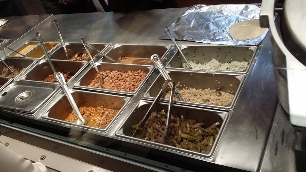 Chipotle Mexican Grill | restaurant | 22379 El Toro Rd, Lake Forest, CA 92630, USA | 9498309091 OR +1 949-830-9091