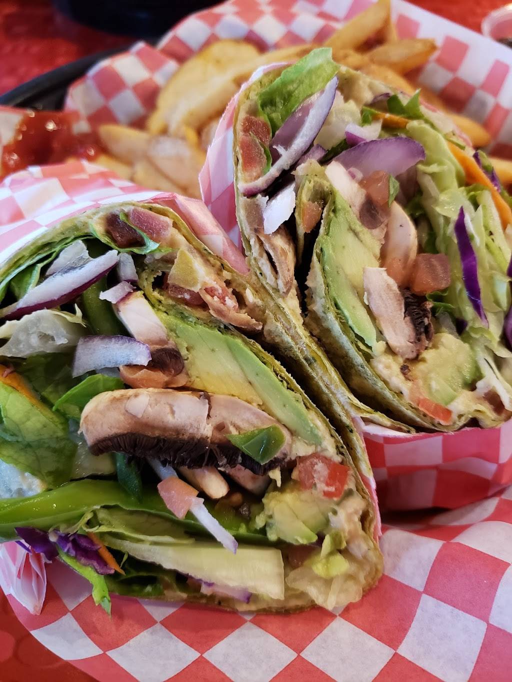 Mr Ds Diner | bakery | 401 E Foothill Blvd, Pomona, CA 91767, USA | 9093984222 OR +1 909-398-4222