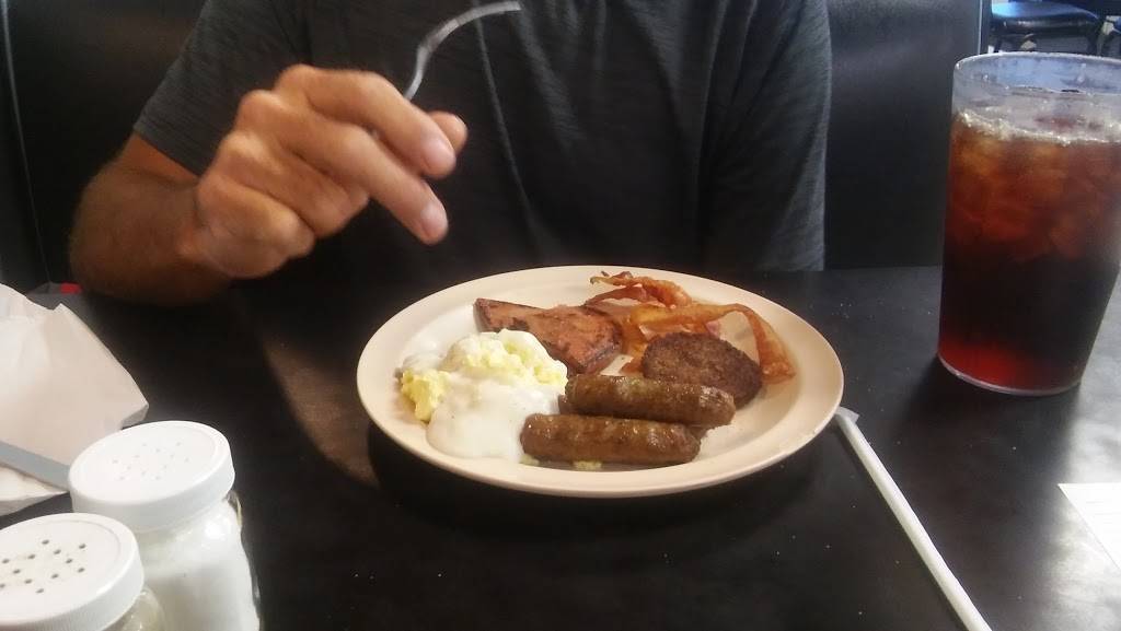 Terrys Cafe | restaurant | 201 S Pruett St, Paragould, AR 72450, USA | 8702367845 OR +1 870-236-7845