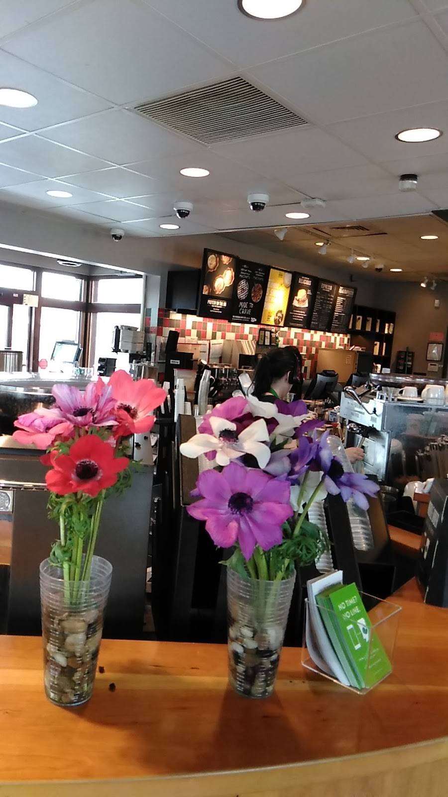 Starbucks | cafe | 39 Massa Dr, Kingston, NY 12401, USA | 8453365304 OR +1 845-336-5304