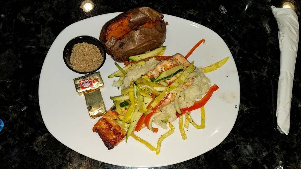 Sangalli’s Italian Steakhouse | restaurant | 2217 Court St, Pekin, IL 61554, USA | 3096208413 OR +1 309-620-8413