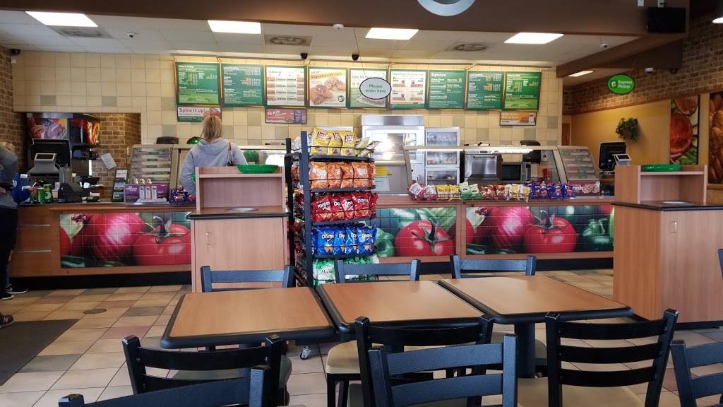 Subway | meal takeaway | 6250 MO-150 Highway, Grandview, MO 64030, USA | 8167630533 OR +1 816-763-0533