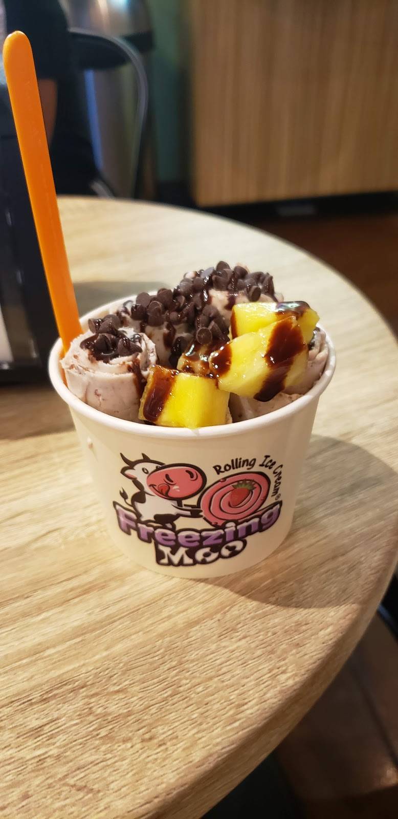 Freezing Moo | restaurant | 991 Peachtree Industrial Blvd #122, Suwanee, GA 30024, USA | 6787650663 OR +1 678-765-0663