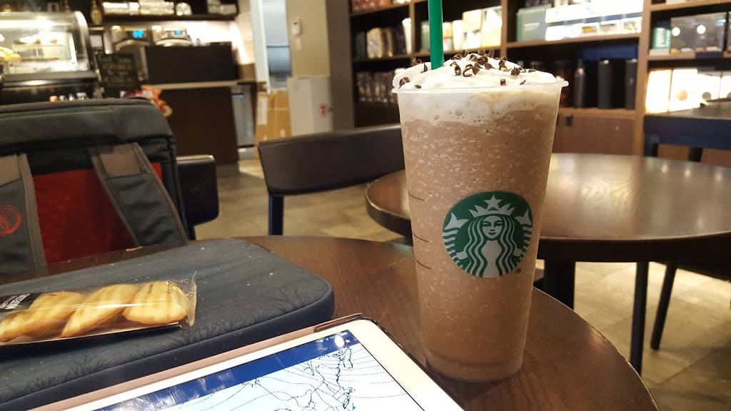 Starbucks | cafe | 261 E Bellevue Rd, Atwater, CA 95301, USA | 2093572166 OR +1 209-357-2166