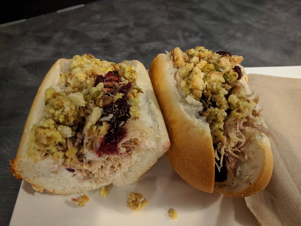 Capriottis Sandwich Shop | restaurant | 120 Lantana Dr, Hockessin, DE 19707, USA | 3022575222 OR +1 302-257-5222