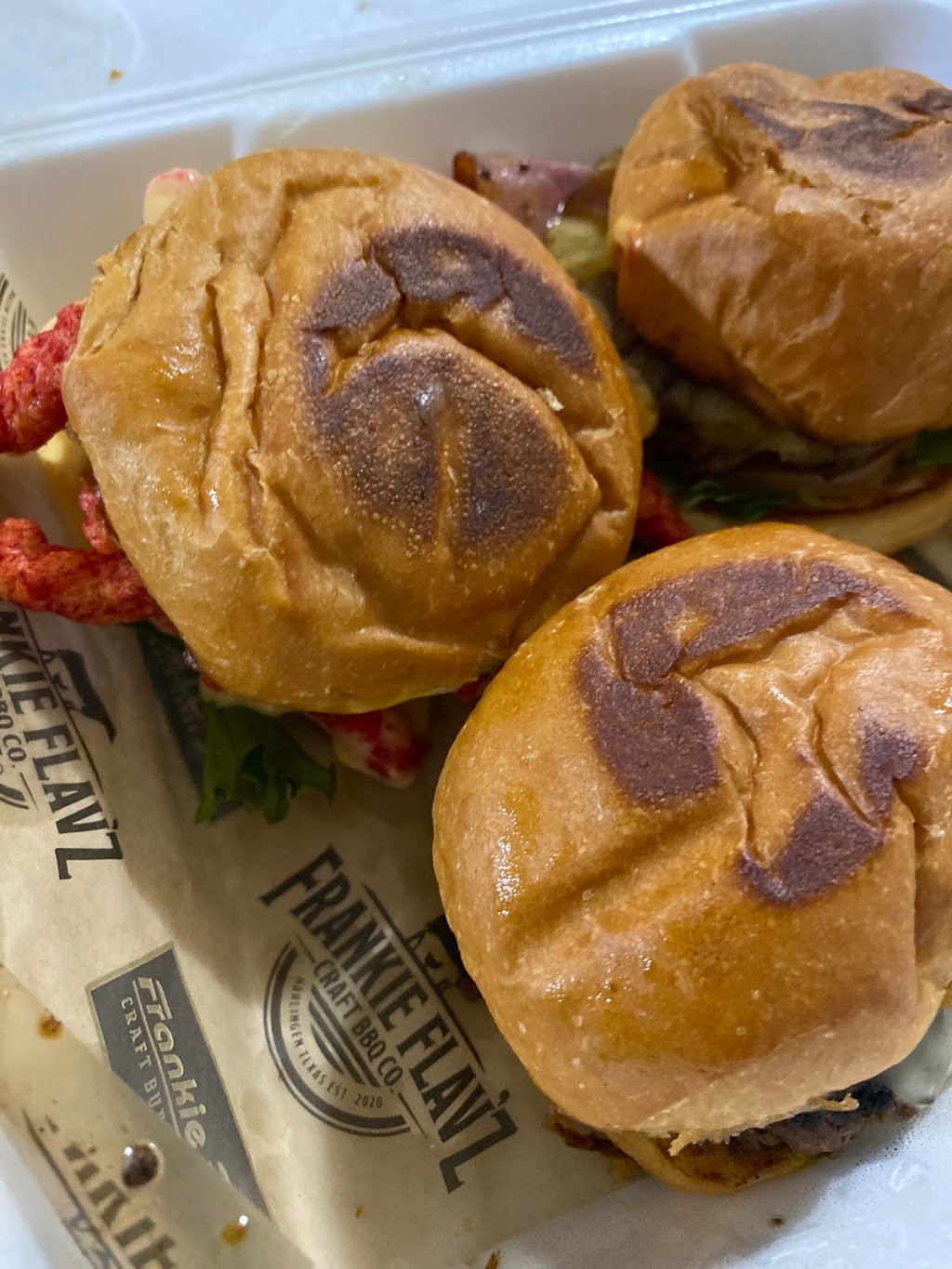 Frankie Flavz Craft Burger House | restaurant | 500 US-77 BUS, San Benito, TX 78586, USA | 9562543046 OR +1 956-254-3046