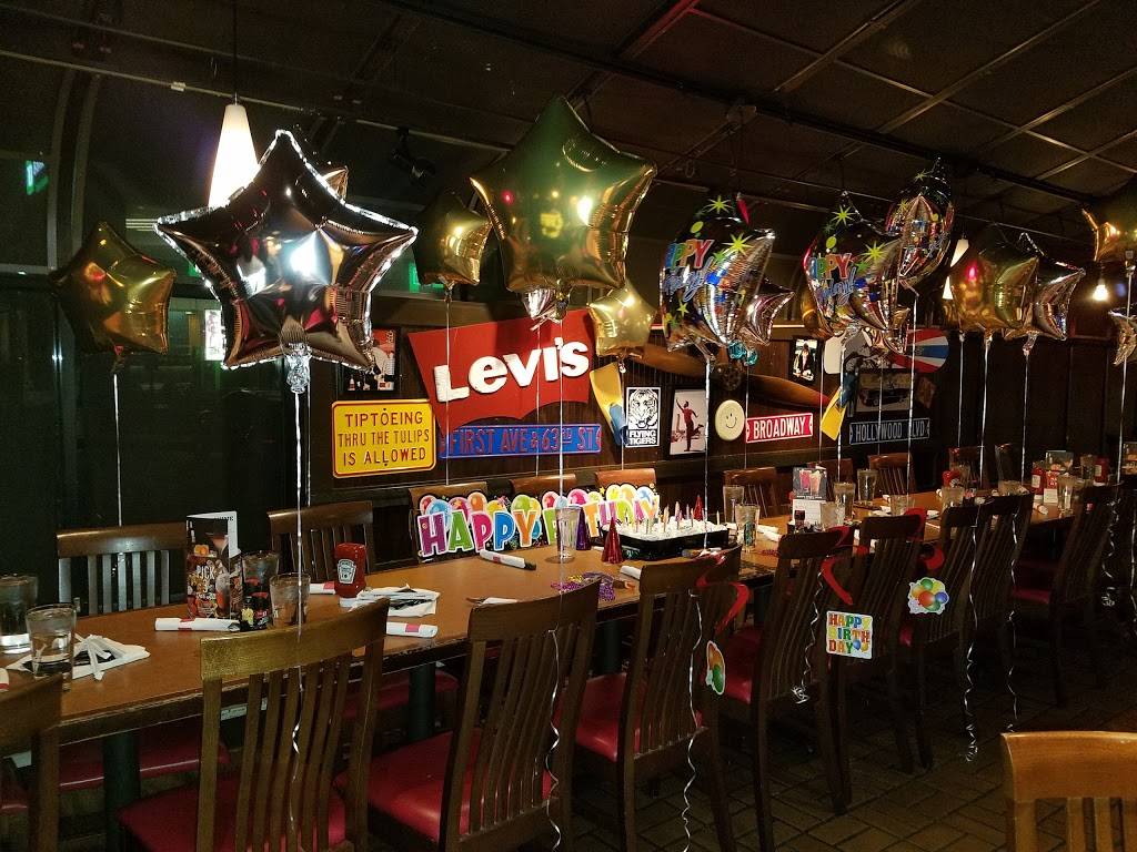 TGI Fridays | restaurant | 4000 City Ave, Philadelphia, PA 19131, USA | 2158787070 OR +1 215-878-7070