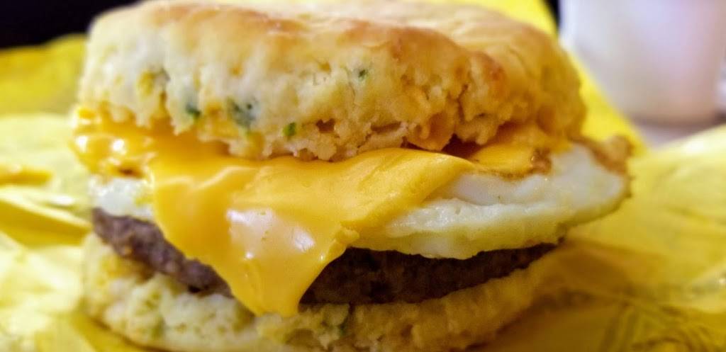 Whataburger | restaurant | 15255 Montfort Dr, Dallas, TX 75248, USA | 9726618320 OR +1 972-661-8320