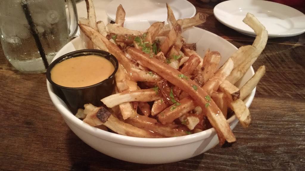 The Yard | restaurant | 100 Fifth Ave, Pittsburgh, PA 15222, USA | 4122918182 OR +1 412-291-8182