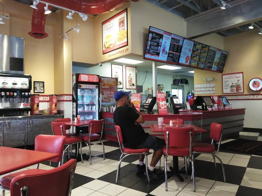 Freddys Frozen Custard & Steakburgers | restaurant | 3558 SW College Rd, Ocala, FL 34474, USA | 3525120577 OR +1 352-512-0577