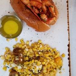 Shuck House Seafood + Oyster Bar | restaurant | 10250 Santa Monica Blvd Suite FC-12, Los Angeles, CA 90067, USA | 3107464048 OR +1 310-746-4048