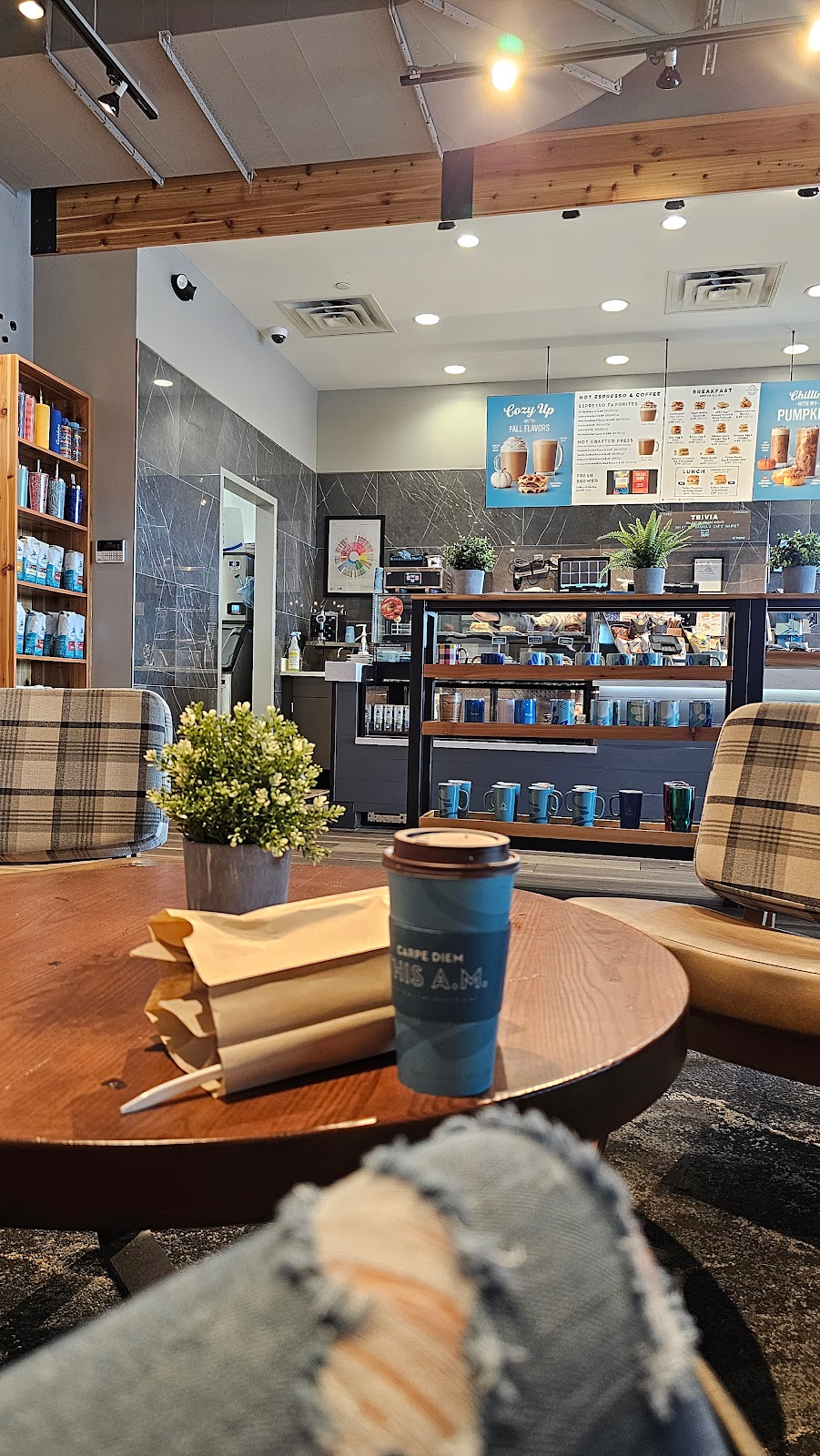 Caribou Coffee | cafe | 7107 Otter Lake Rd Suite 150, Lino Lakes, MN 55038, USA | 6513333550 OR +1 651-333-3550