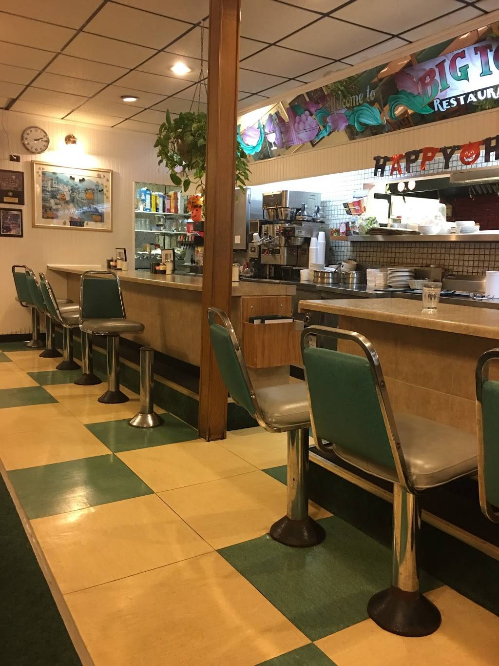 Big Top Restaurant | restaurant | 6348 W Higgins Ave, Chicago, IL 60630, USA | 7736316066 OR +1 773-631-6066