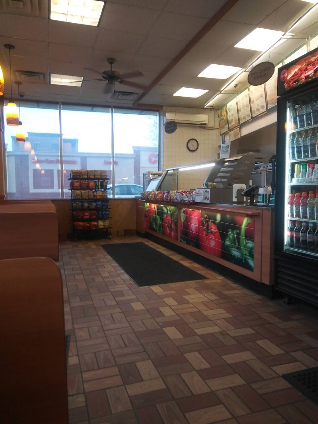 Subway Restaurants | restaurant | 319 Broadway St S, Menomonie, WI 54751, USA | 7152356466 OR +1 715-235-6466