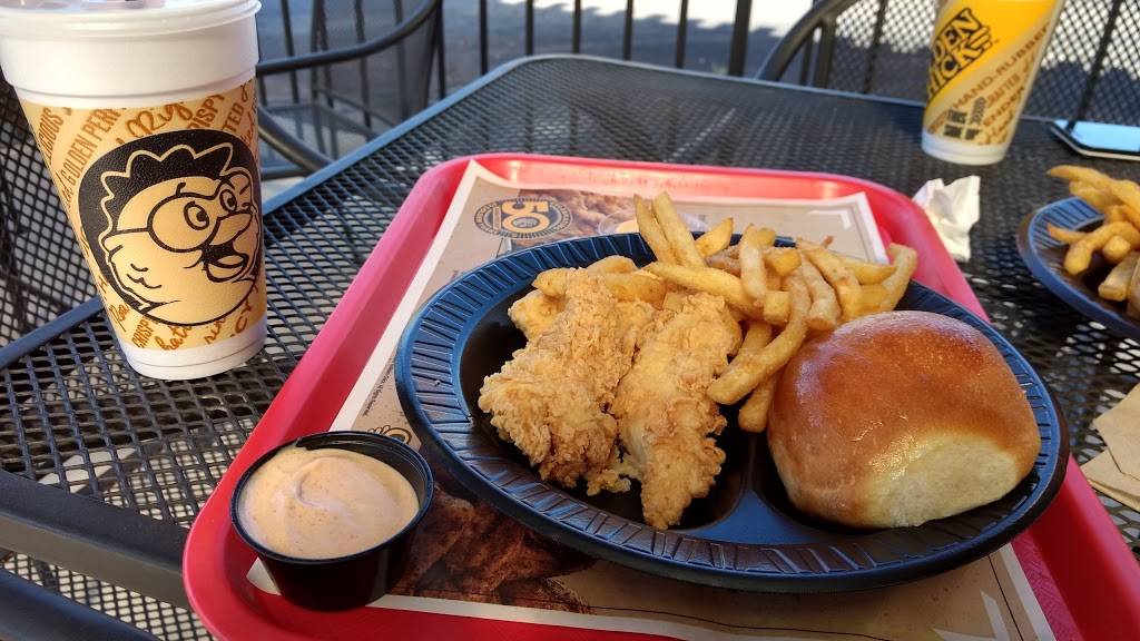 Golden Chick | meal takeaway | 508 N Oak St, Pearsall, TX 78061, USA | 8303342025 OR +1 830-334-2025