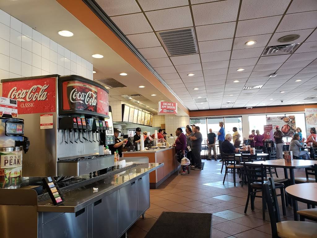 Boston Market | restaurant | 2708 W. Martin Luther King, Tampa, FL 33607, USA | 8138727929 OR +1 813-872-7929