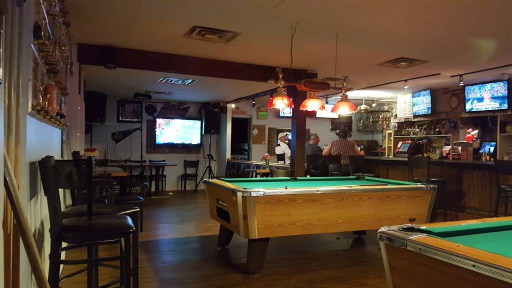 Bullwinkles Saloon | restaurant | 1660 Ingleside Ave, Gwynn Oak, MD 21207, USA | 4105949465 OR +1 410-594-9465