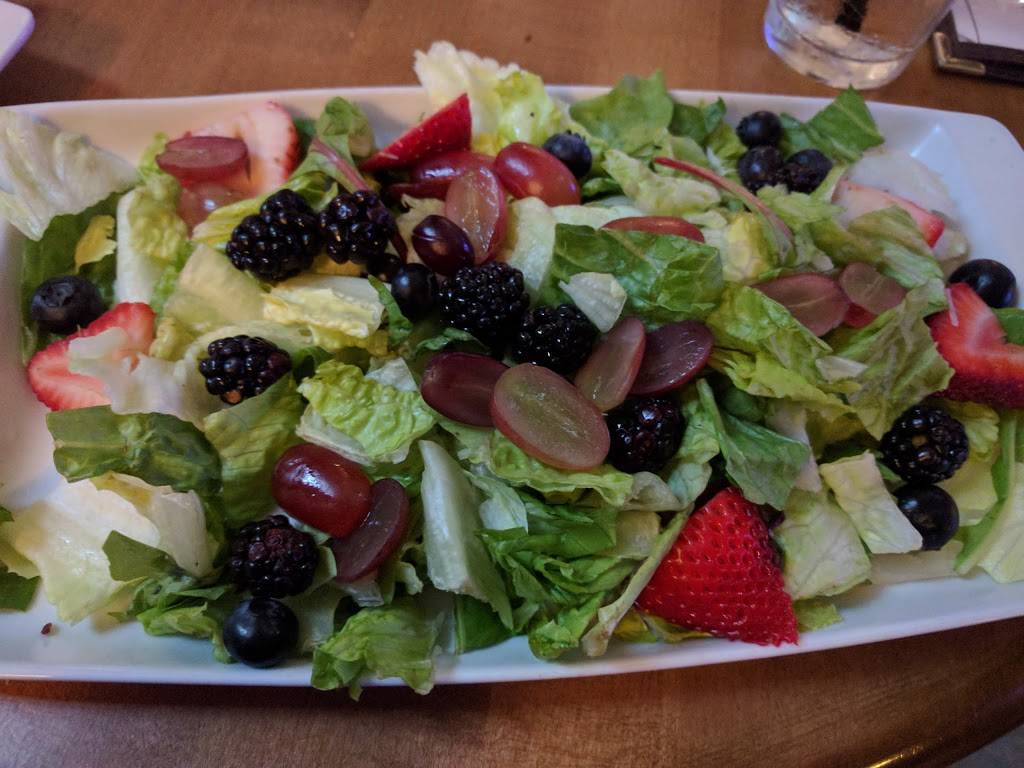 Bradford Tavern | restaurant | 87 Haverhill St, Rowley, MA 01969, USA | 9789483657 OR +1 978-948-3657