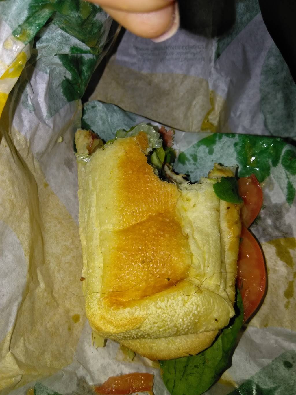 Subway | restaurant | 9320 Woodward Ave, Detroit, MI 48202, USA | 3132858322 OR +1 313-285-8322