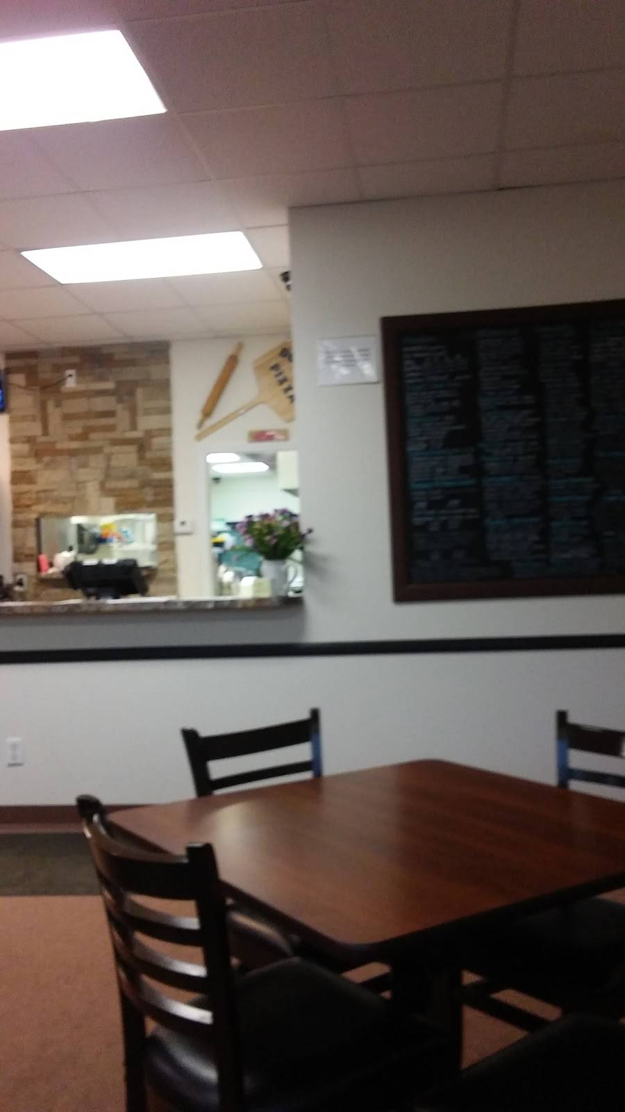 Doogies Pizza & Subs | restaurant | 101 E Main St, Glen Alpine, NC 28628, USA | 8285844111 OR +1 828-584-4111